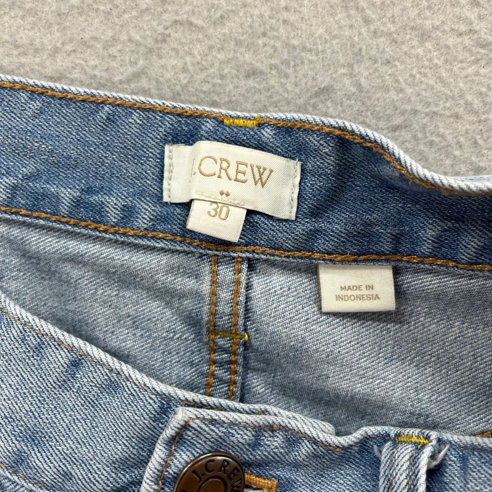 J.Crew Denim Shorts Womens 30 Light Wash Distressed Raw Hem Ripped Casual Beach